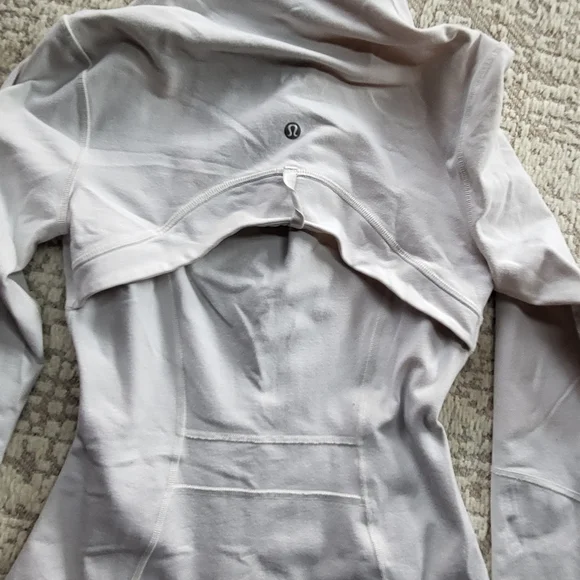 Lululemon Women's White Jacket - Picture 2 of 3